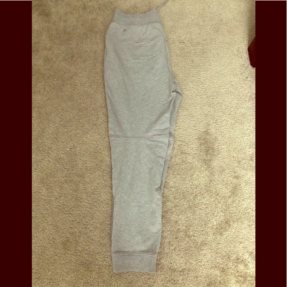 Men’s LuLu Lemon Cross cut joggers *Brand New*